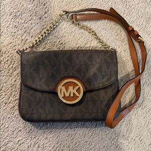 Michael Kors Fulton Brown Crossbody Flap Gusset Handbag
